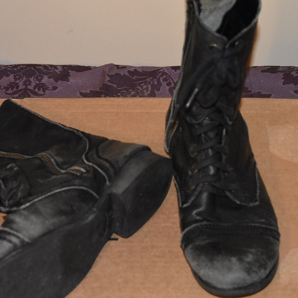 Steve Madden Boots vintage - Picture 2 of 3